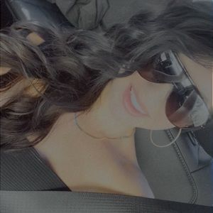 Meet your Posher, Jasmine